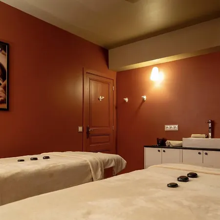 Les Demeures De Varennes, Bw Signature Collection Hotel 4*