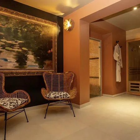 Les Demeures De Varennes, Bw Signature Collection 4*