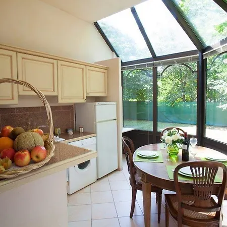 Les Demeures De Varennes, Bw Signature Collection Varennes-Jarcy