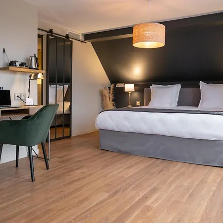 Hotel Les Demeures De Varennes, Bw Signature Collection 4*